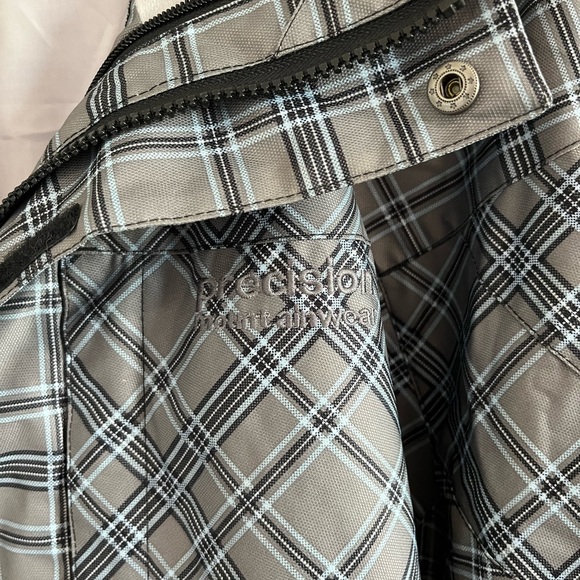 Precision Mountainwear | Winter Coat - Picture 4 of 7